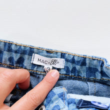 Load image into Gallery viewer, Mac &amp; Ellie Floral Jeans (3y)
