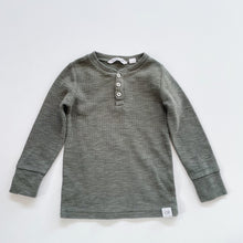 Load image into Gallery viewer, Country Road L/S Top Green Waffle (3y)
