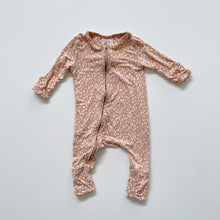 Load image into Gallery viewer, Kynd Baby Long Sleeve Onesie Rust/Dots (0-3m)
