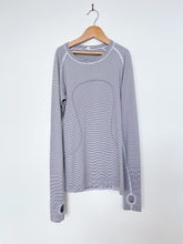 Load image into Gallery viewer, Lululemon Super Swiftly Long-Sleeve Shirt B/W Stripes  (Lulu 4 = women XS)
