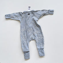 Load image into Gallery viewer, Bonds Wondercool All-In-One Grey (newborn)

