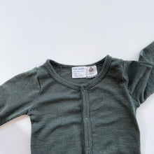 Load image into Gallery viewer, Milly &amp; Milo Merino Onesie Green (6-12m)
