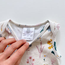 Load image into Gallery viewer, BABU Organic Singlet Bodysuit Flowers (3-6m)
