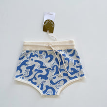 Load image into Gallery viewer, Grown Organic Bloomers Blue /Beige Pattern NEW (3y)
