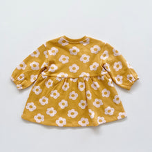 Load image into Gallery viewer, Seed L/S Dress Honeycomb Daisies NEW (1y)

