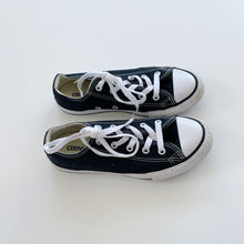 Load image into Gallery viewer, Converse Shoes Black (US1/EU32/ UK 13.5)
