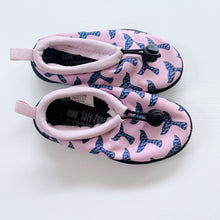 Load image into Gallery viewer, Surf Zone Beach Shoes Mermaid Tails Pink (7)
