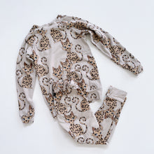 Load image into Gallery viewer, Dear Sophie Organic Leopard Set *tagged bigger (6y)
