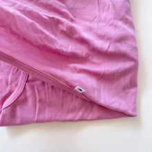 Load image into Gallery viewer, Dimples Merino Snugglewrap Orchid Pink NEW (nb-6m)
