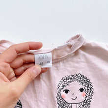 Load image into Gallery viewer, Zara Pants + Tee Kindy Set (4-5y)
