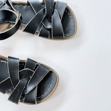 Load image into Gallery viewer, Salt Water Sandals Navy (SWS13 /UK13 / US1/ EU32)
