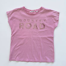 Load image into Gallery viewer, Country Road Tee Pink Logo (10y)
