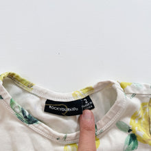 Load image into Gallery viewer, Rock Your Kid Yellow Roses Kindy Dress *small mark (2y)
