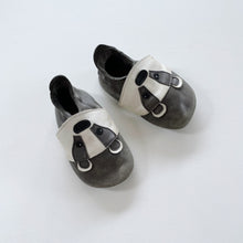 Load image into Gallery viewer, Bobux Soft Soles Grey Raccoon (M/ EU19/ UK3/ US4)
