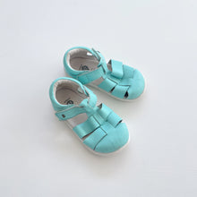 Load image into Gallery viewer, Bobux I-Walk Leather Sandals Turquoise Velcro (EU23)
