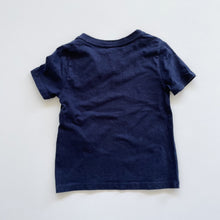 Load image into Gallery viewer, Tommy Hilfiger T-Shirt Navy (2-3y)
