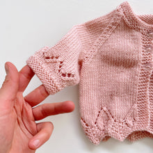 Load image into Gallery viewer, Gorgeous Handmade Lambswool Cardigan Peach (0-3m)
