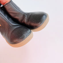 Load image into Gallery viewer, Pretty Brave Leather Boots Black (EU24)
