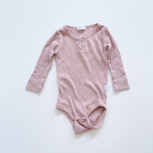 Load image into Gallery viewer, Jamie Kay Cotton/Modal Rib L/S Bodysuit Blush (3-6m)
